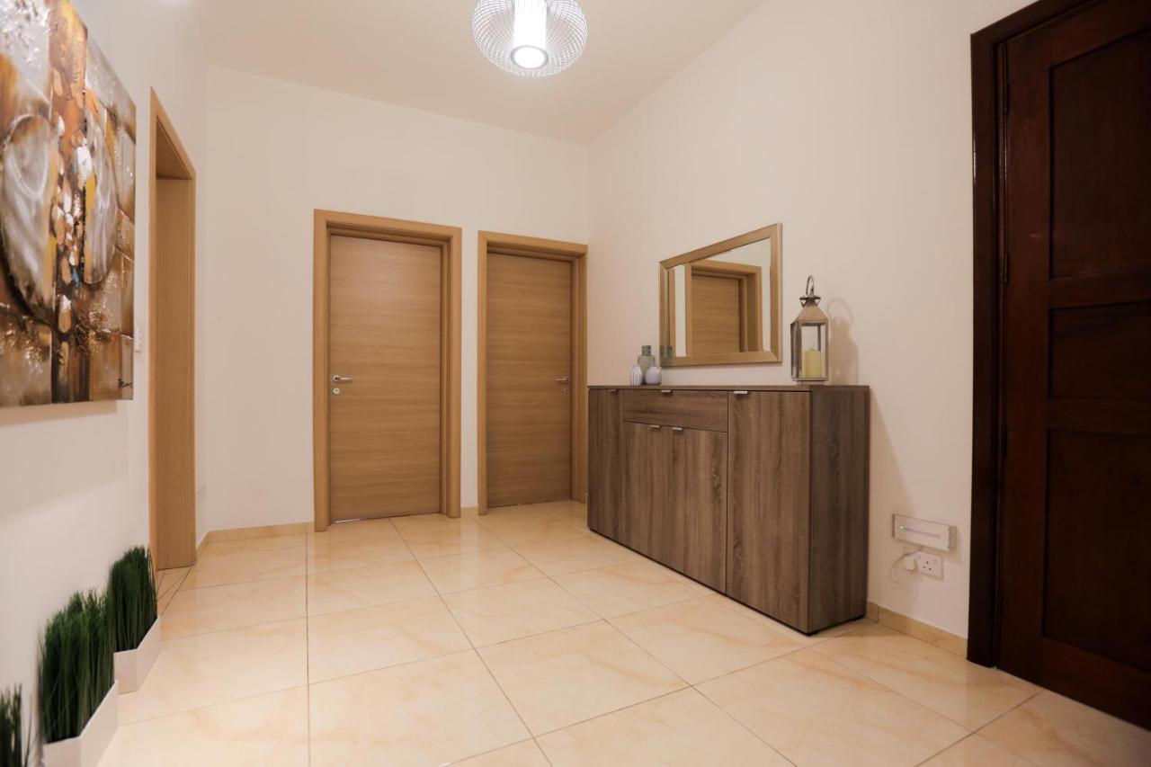Valletta Triton Apartment Eksteriør bilde