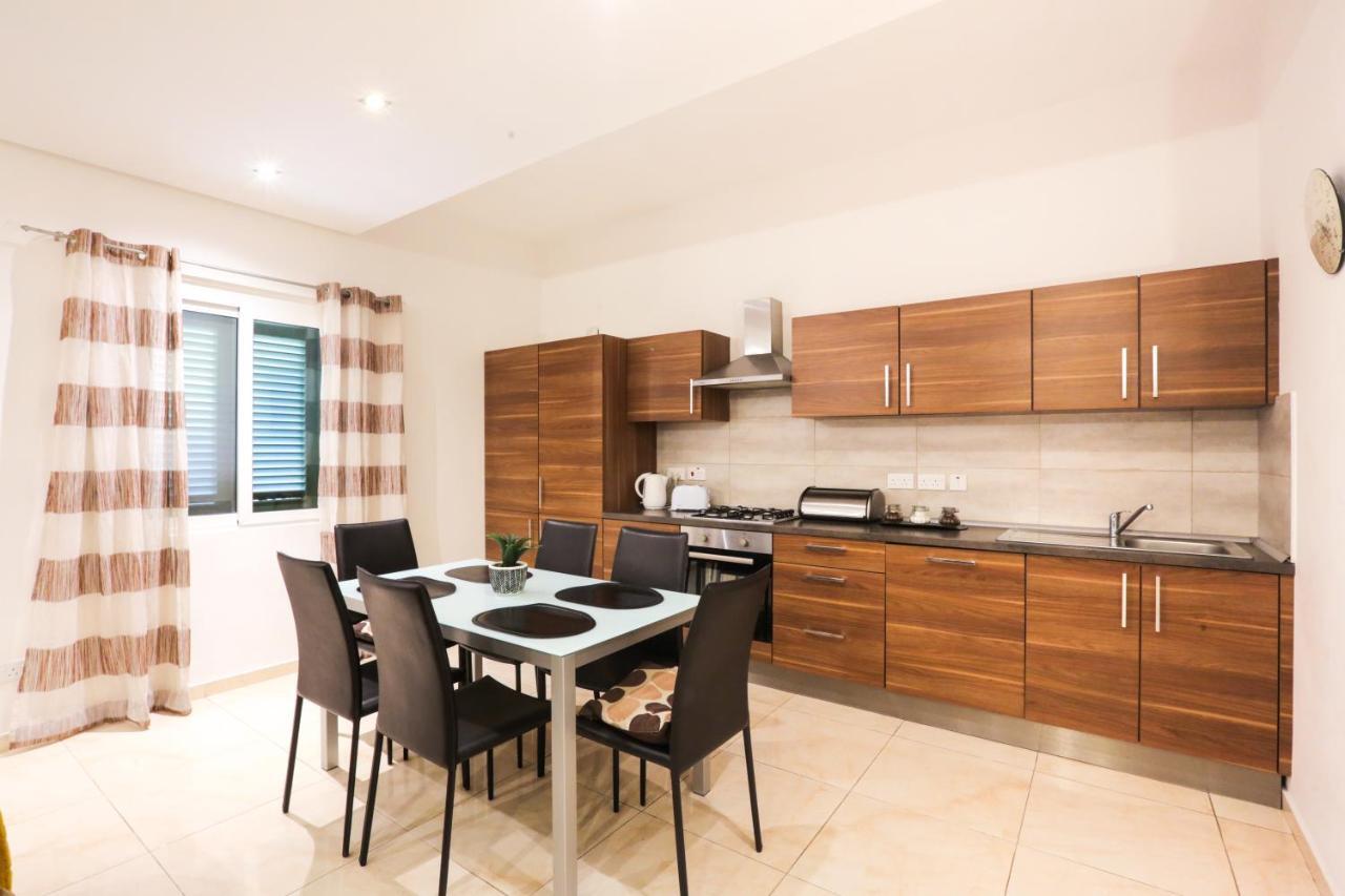 Valletta Triton Apartment Eksteriør bilde